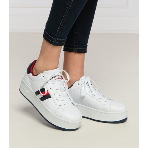 Tommy Jeans buty sportowe damskie sneakersy na platformie białe ze skóry ze 