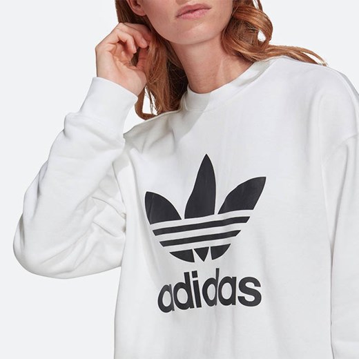 Biała bluza damska Adidas Originals krótka sportowa z napisami 