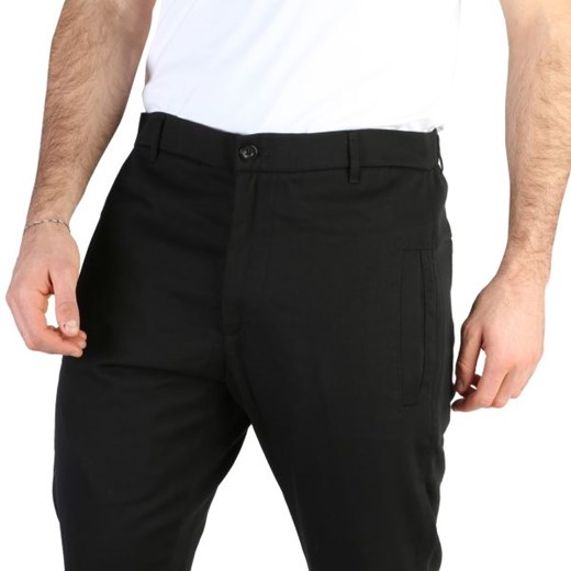 Czarne spodnie męskie Calvin Klein z wiskozy 