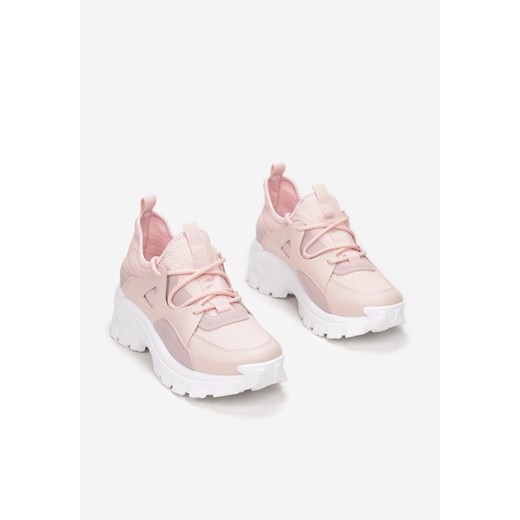 Buty sportowe damskie różowe Born2be sneakersy z zamszu sznurowane 