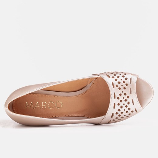 Beżowe czółenka z ozdobnym dziurkowanym przodem Marco Shoes 41 Marco Shoes