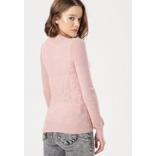 Różowy Sweter Cirisis S/M promocyjna cena Born2be Odzież