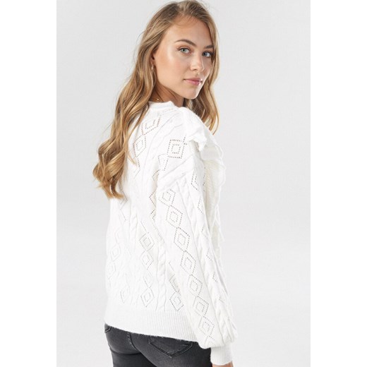 Biały Sweter Daemlyn S/M promocja Born2be Odzież