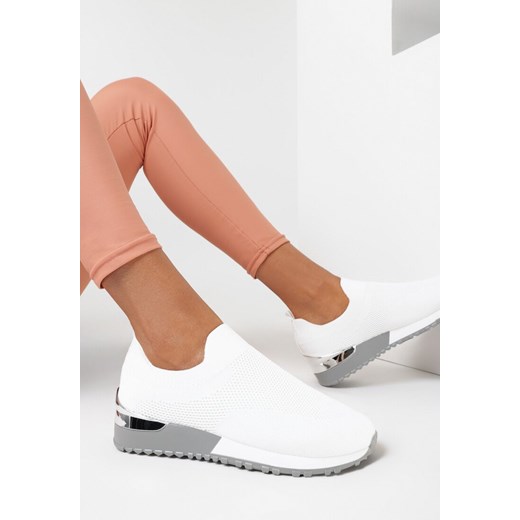 Buty sportowe damskie białe Born2be na platformie bez zapięcia 