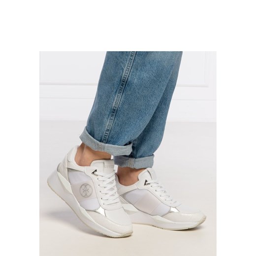 Buty sportowe damskie białe Guess sneakersy płaskie wiązane 