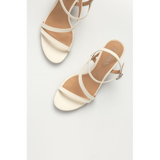 Sandały damskie Ralph Lauren białe ze skóry eleganckie 