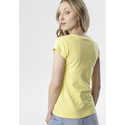 Żółty T-shirt Sereinia L/XL Born2be Odzież wyprzedaż