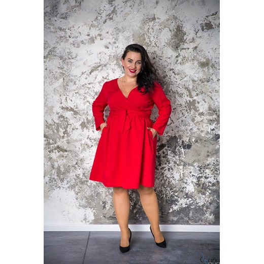 Czerwona Sukienka MAKAN Kopertowa Plus Size 56(8xl) TONO