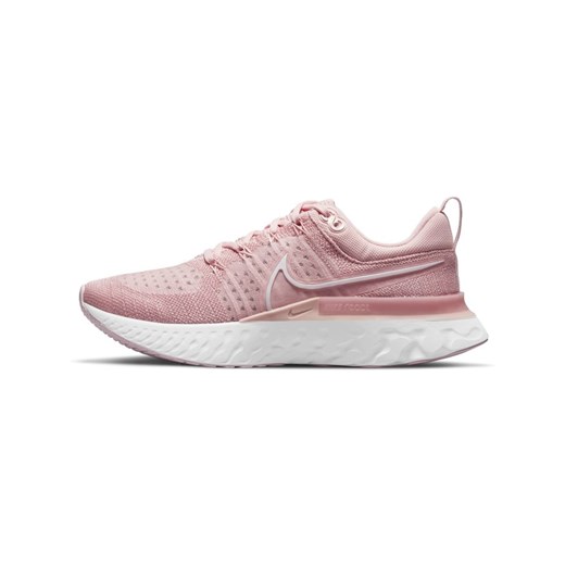 Buty sportowe damskie Nike do biegania różowe płaskie sznurowane 