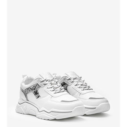 Białe sneakersy na grubej podeszwie z motywem skóry węża Anika 41 gemre