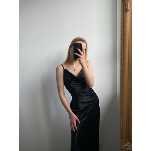 Jedwabna sukienka ADELE – czarna So Fluffy S SOFLUFFY