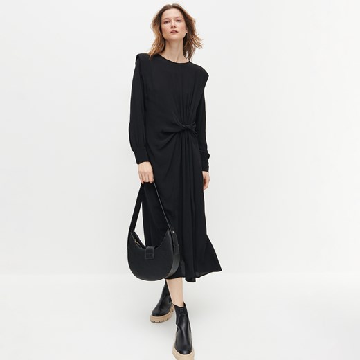 Reserved - Sukienka z EcoVero™ - Czarny Reserved 40 promocyjna cena Reserved