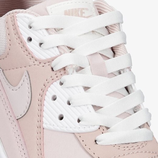 Buty sportowe damskie Nike skórzane płaskie 