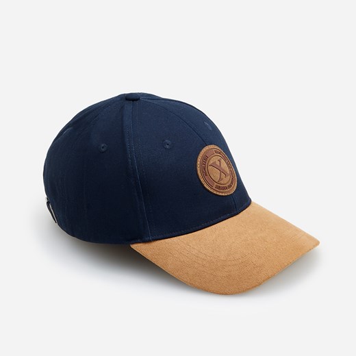 Reserved - Bawełniana czapka z daszkiem - Granatowy Reserved ONE SIZE promocyjna cena Reserved