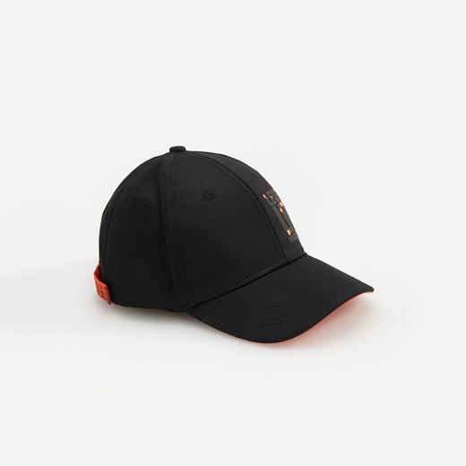 Reserved - Bawełniana czapka z daszkiem i haftowanym napisem - Czarny Reserved M/L Reserved