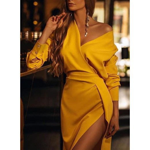 Solidna sukienka z rozcięciem dekoltem w szpic żółty (S) Sandbella L sandbella