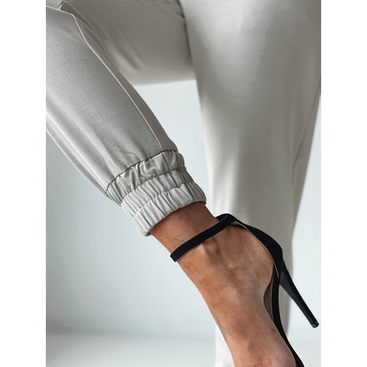 Spodnie damskie Versada casual szare 
