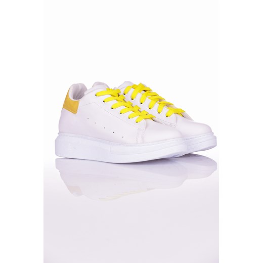 Buty sportowe damskie białe IVET na płaskiej podeszwie sznurowane biały buty sportowe damskie GIOJB
