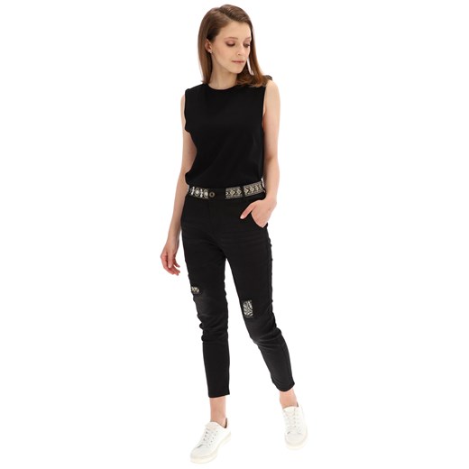 Czarne spodnie jeansowe z ozdobnym pasem Desigual CAMEL BOYFREND Desigual 26 Eye For Fashion