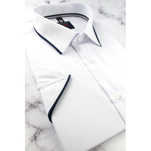 Koszula Męska Elegancka gładka biała z lamówką Laviino z krótkim rękawem w kroju SLIM FIT N150 Laviino XL wyprzedaż ŚWIAT KOSZUL