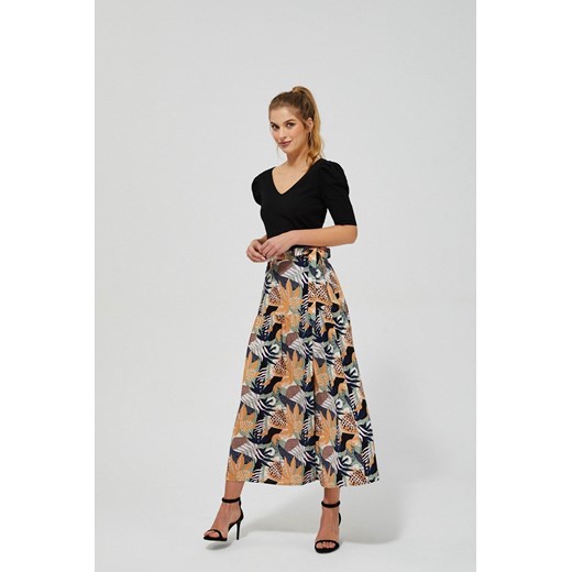 Bluzka damska Moodo.pl casual czarna w serek