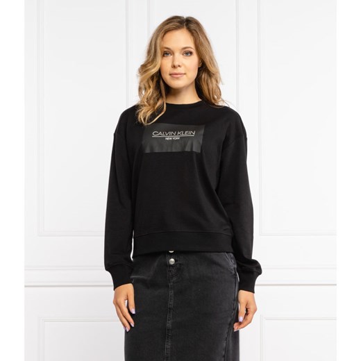 Bluza damska Calvin Klein z napisami jesienna 