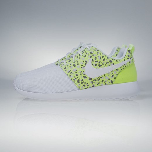 Sneakers buty Nike WMNS Roshe One Premium white / white-ghost green (833928-100) Nike US 7,5 promocja bludshop.com