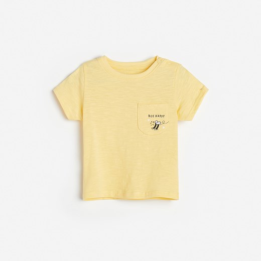 Reserved - T-shirt z kieszonką - Żółty Reserved 80 Reserved