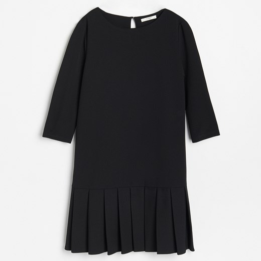 Reserved - Sukienka z dekoracyjną plisą - Czarny Reserved M Reserved promocyjna cena