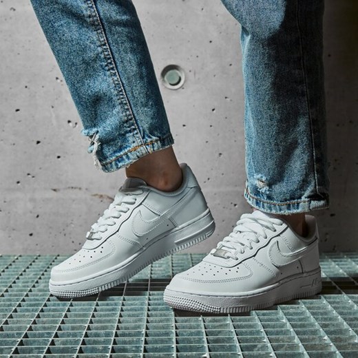 Change clothes Luster dynamic NIKE AIR FORCE 1 &#039;07 Sizeer