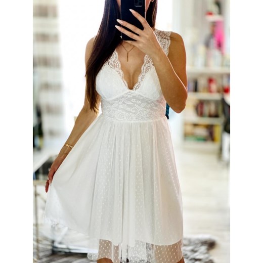 Sukienka Smlfashion.pl wyszczuplająca midi tiulowa z krótkimi rękawami