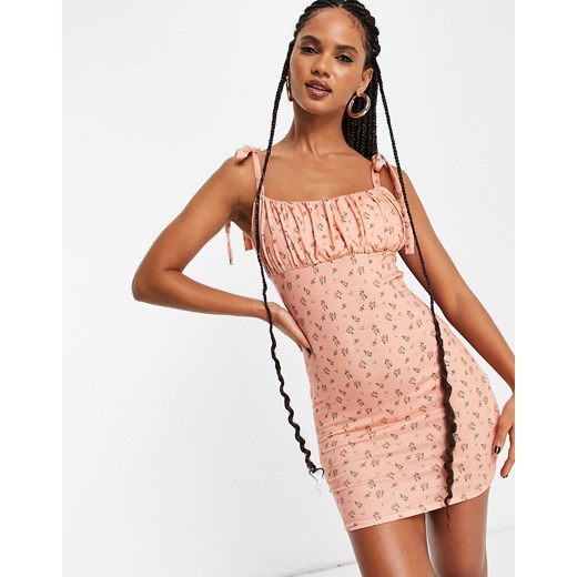 Różowa sukienka Missguided na ramiączkach mini