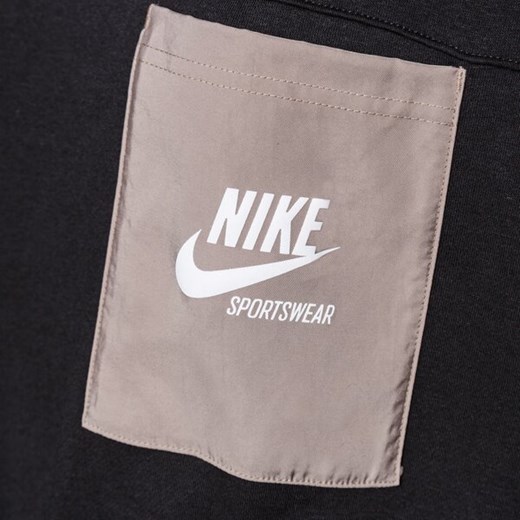 Bluza damska czarna Nike krótka 