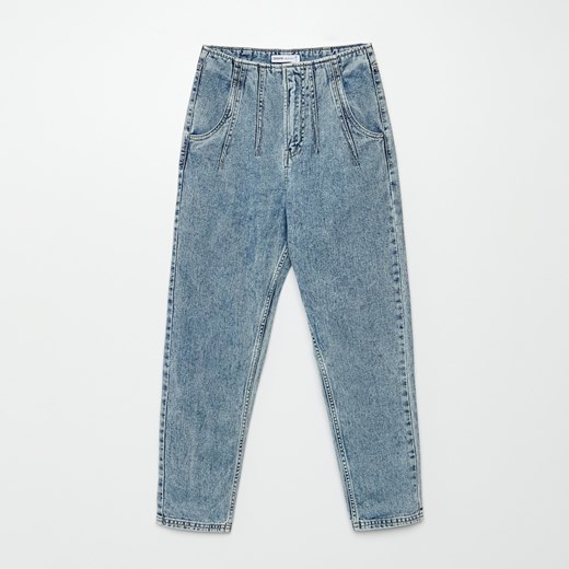 Cropp - Mom jeans z efektem sprania - Niebieski Cropp 32 okazja Cropp