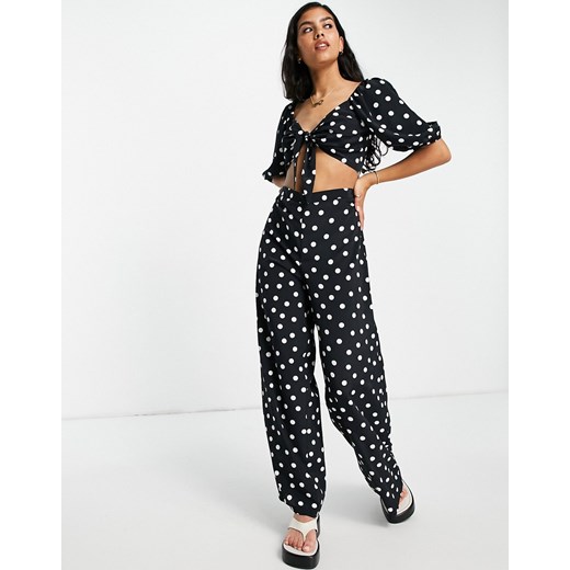 Miss Selfridge – Spodnie z szerokimi nogawkami w groszki-Black Miss Selfridge 32 Asos Poland
