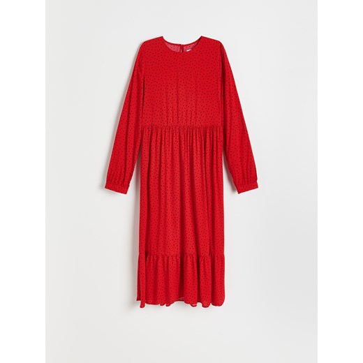 Sukienka Reserved czerwona trapezowa dzienna z okrągłym dekoltem midi z długimi rękawami 