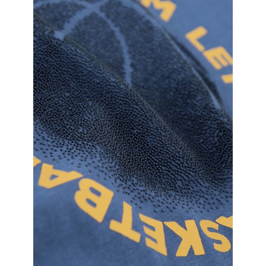 Niebieska chłopięca koszulka z długim rękawem, z nadrukiem koszykówka L-BALL JUNIOR 122-128 Volcano.pl