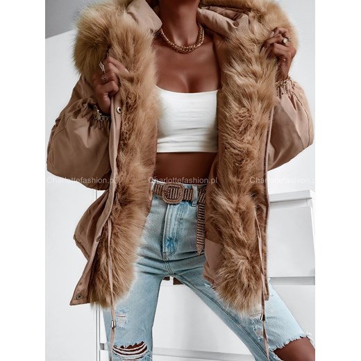 Kurtka z kapturem obszyta futerkiem beżowa W231 Charlotte Fashion M/L Charlotte Fashion