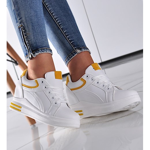 Buty sportowe damskie białe na płaskiej podeszwie sznurowane 