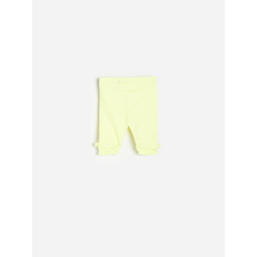 Reserved - Spodnie dresowe z kokardkami - Żółty Reserved 104 okazja Reserved