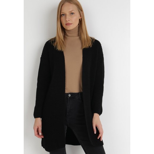 Sweter damski czarny Born2be w serek 