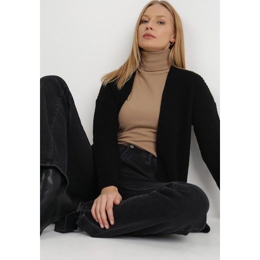 Sweter damski Born2be w serek 
