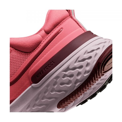 Buty do biegania Nike React Miler 2 W CW7136-600 czerwone pomarańczowe Nike 36,5 ButyModne.pl