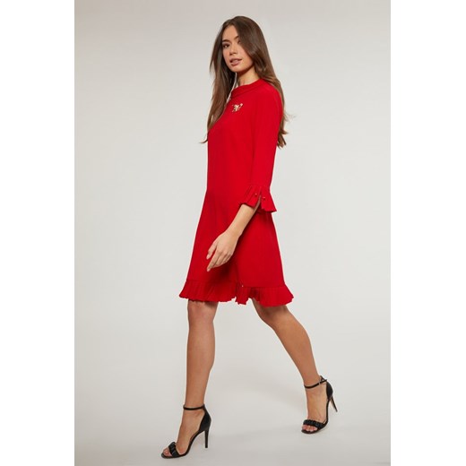 Sukienka czerwona MONNARI z kołnierzykiem mini z długim rękawem elegancka na wiosnę 