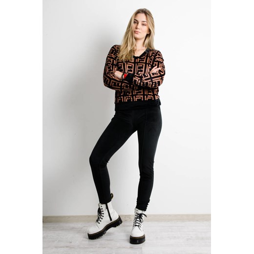 CZARNA WZORZYSTA BLUZA WELUROWA Olika uniwersalny olika.com.pl