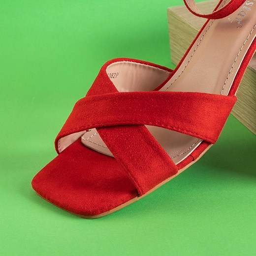 Czerwone damskie sandały na niskim kwadratowym słupku Cefernia - Obuwie Royalfashion.pl 40 royalfashion.pl