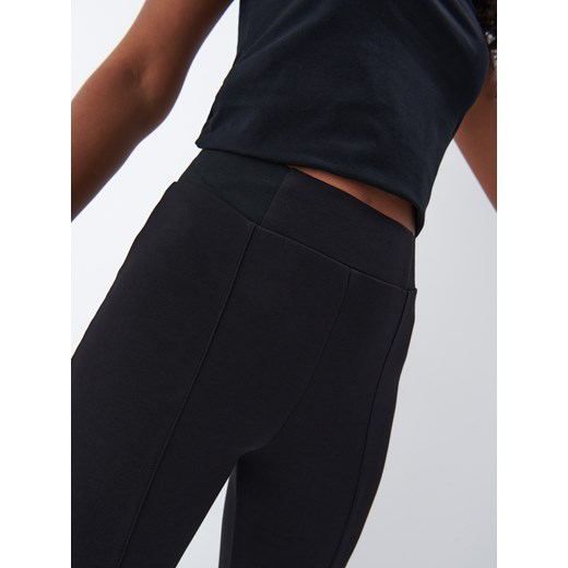 Mohito - Legginsy z przeszyciami - Czarny Mohito M Mohito