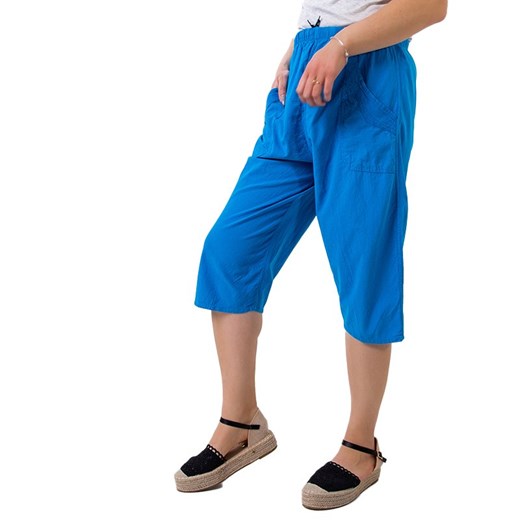 Niebieskie damskie proste spodnie o długości 3/4 PLUS SIZE - Odzież Royalfashion.pl 3XL-46 royalfashion.pl