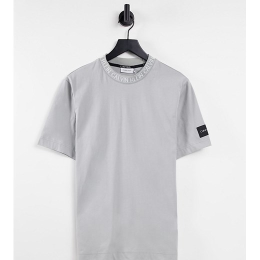 Calvin Klein – Szary T-shirt do biegania z logo na dekolcie – tylko w ASOS Calvin Klein S Asos Poland