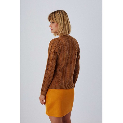 Sweter ze wzorem warkocza M Moodo.pl